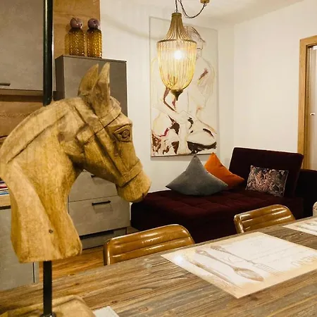 Mountainrock Apartman Mayrhofen